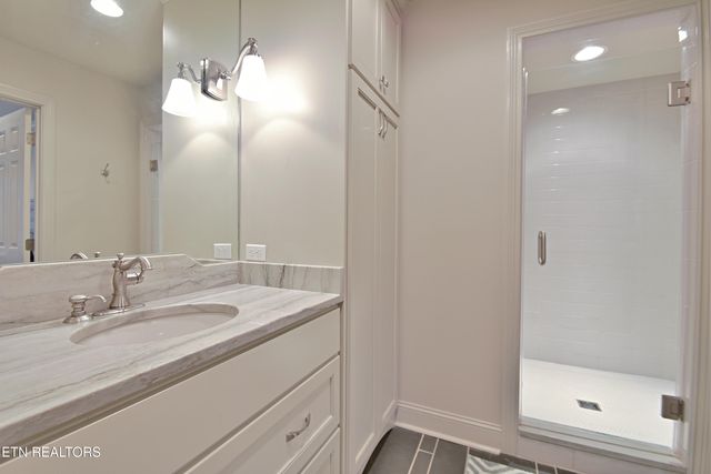 233 Baltusrol Rd, Knoxville, TN 37934