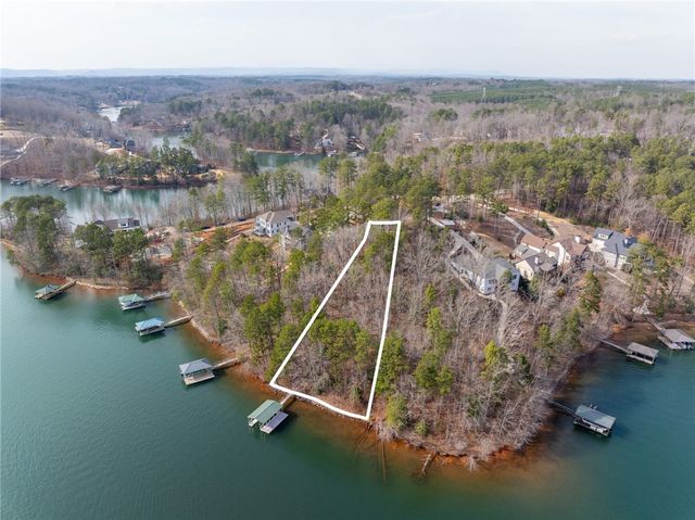537 Peninsula Road, West Union, SC 29696