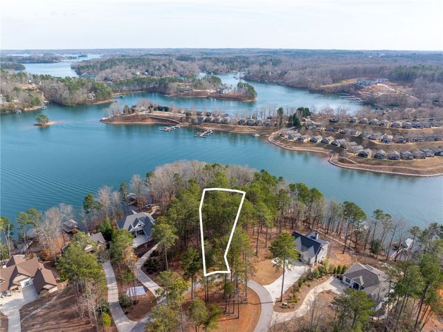 537 Peninsula Road, West Union, SC 29696