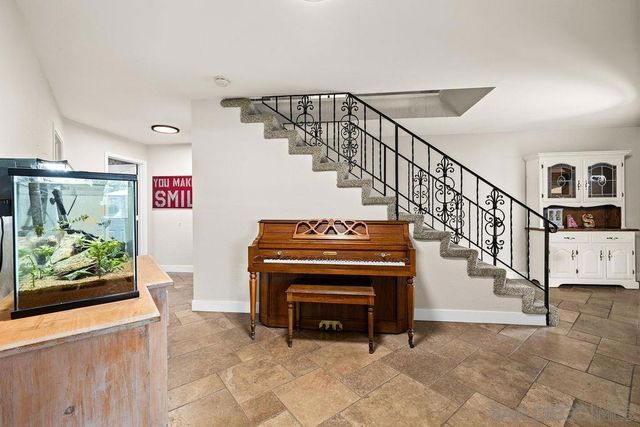 11725 Sierra Rojo Rd, Valley Center, CA 92082