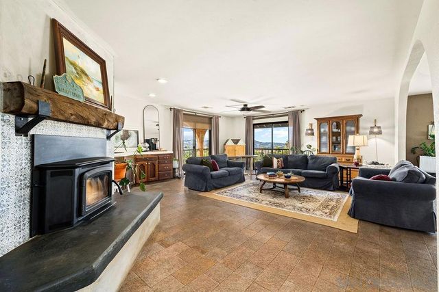 11725 Sierra Rojo Rd, Valley Center, CA 92082