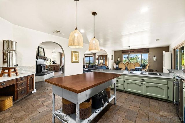 11725 Sierra Rojo Rd, Valley Center, CA 92082