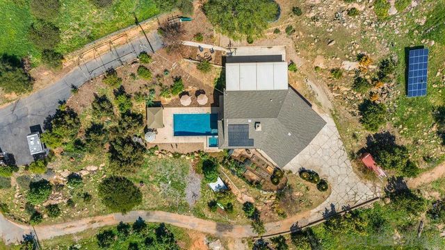 11725 Sierra Rojo Rd, Valley Center, CA 92082