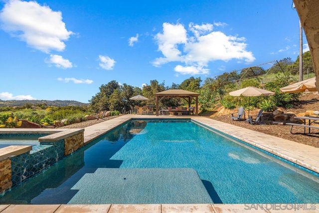 11725 Sierra Rojo Rd, Valley Center, CA 92082