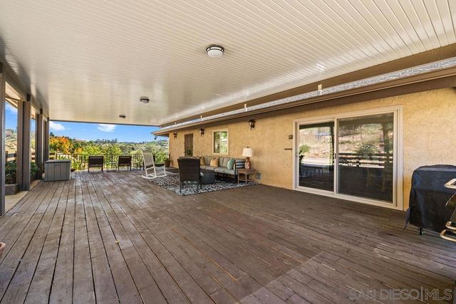 11725 Sierra Rojo Rd, Valley Center, CA 92082