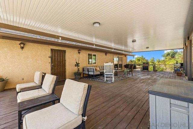 11725 Sierra Rojo Rd, Valley Center, CA 92082