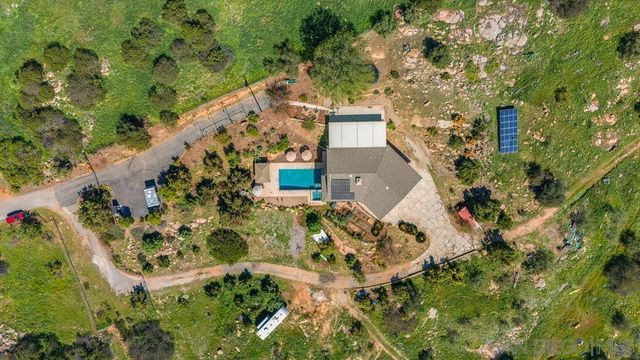 11725 Sierra Rojo Rd, Valley Center, CA 92082