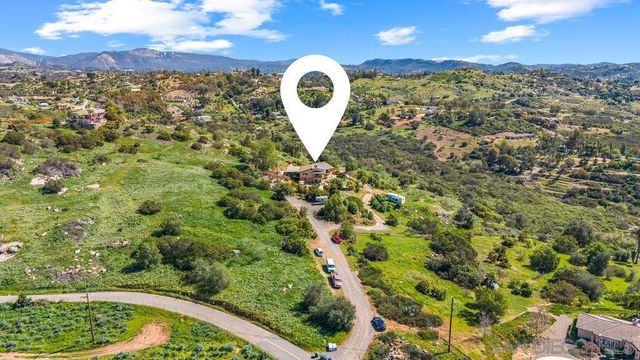 11725 Sierra Rojo Rd, Valley Center, CA 92082