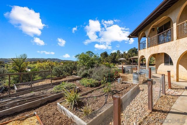 11725 Sierra Rojo Rd, Valley Center, CA 92082