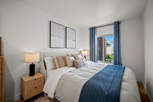 300 Glenwood Circle 308, Monterey, CA 93940