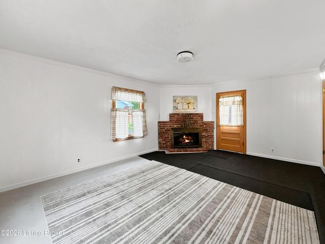 621 Reed Dr, Frankfort, KY 40601