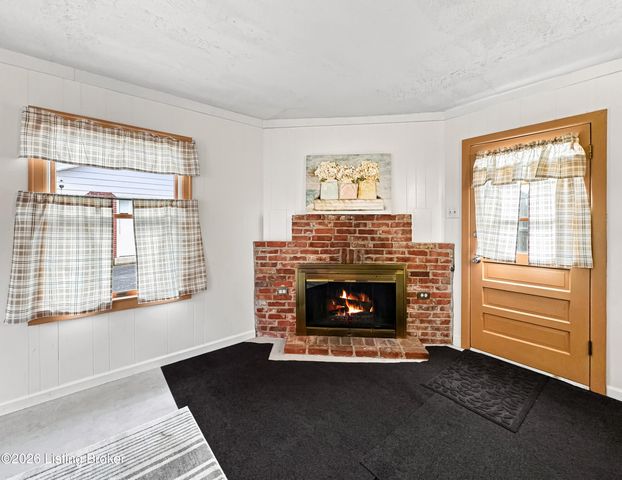 621 Reed Dr, Frankfort, KY 40601