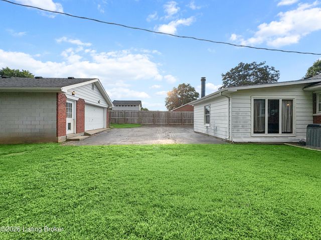621 Reed Dr, Frankfort, KY 40601