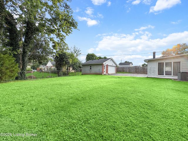 621 Reed Dr, Frankfort, KY 40601