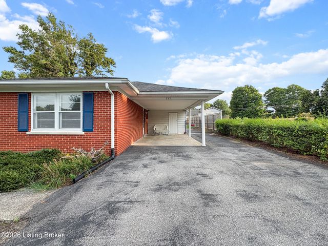 621 Reed Dr, Frankfort, KY 40601