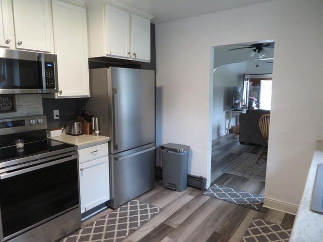 485 E STATE STREET, Iola, WI 54945