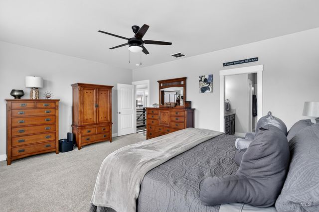 5555 W Dalcross Drive, Boise, ID 83714