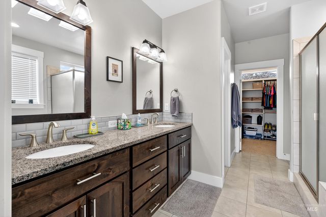 5555 W Dalcross Drive, Boise, ID 83714