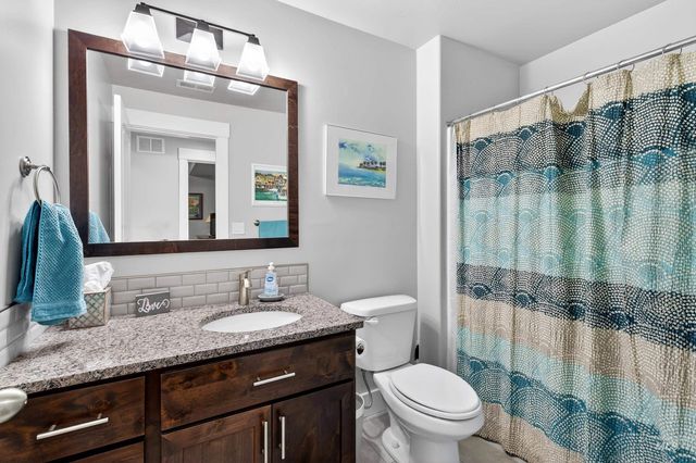 5555 W Dalcross Drive, Boise, ID 83714