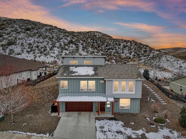 5555 W Dalcross Drive, Boise, ID 83714