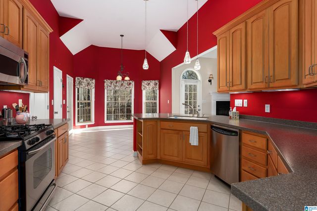 2656 PIEDMONT DRIVE, Helena, AL 35022