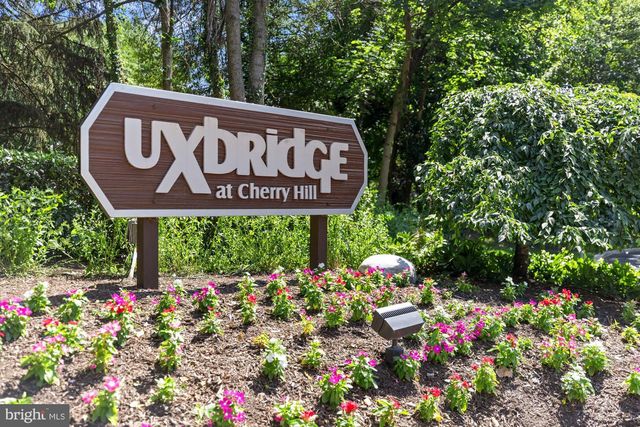 243 UXBRIDGE DR, Cherry Hill, NJ 08034
