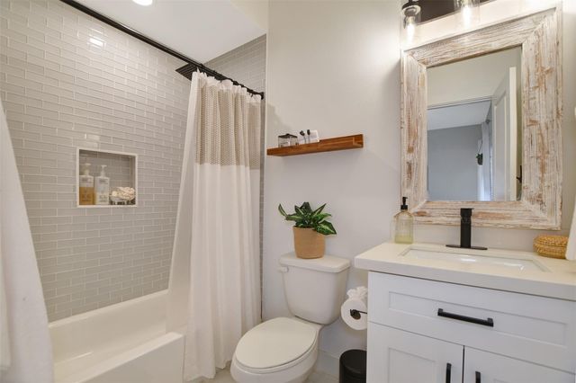 1106 Paul Quinn Street P, Houston, TX 77091