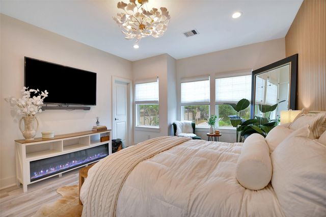 1106 Paul Quinn Street P, Houston, TX 77091