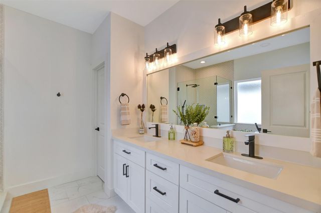 1106 Paul Quinn Street P, Houston, TX 77091