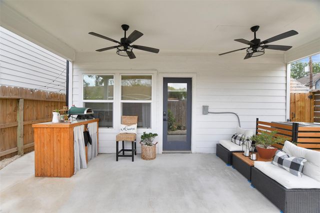 1106 Paul Quinn Street P, Houston, TX 77091