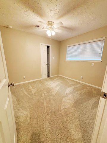 3105 Sand Reef Lane, League City, TX 77573