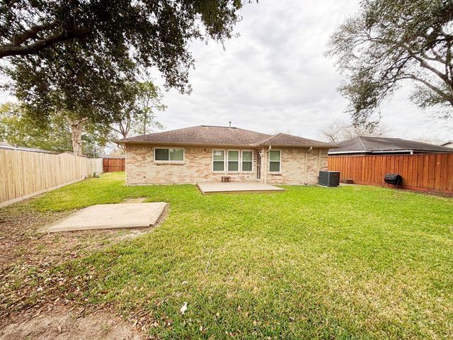 3105 Sand Reef Lane, League City, TX 77573