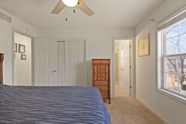 1901 PINELAWN DR, Columbia, MO 65202