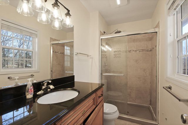 1901 PINELAWN DR, Columbia, MO 65202