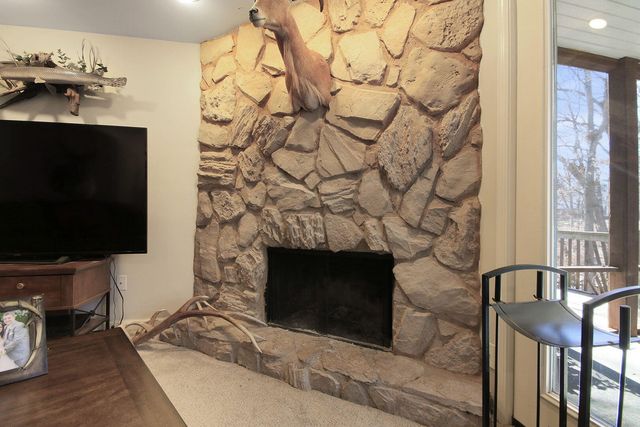 1901 PINELAWN DR, Columbia, MO 65202