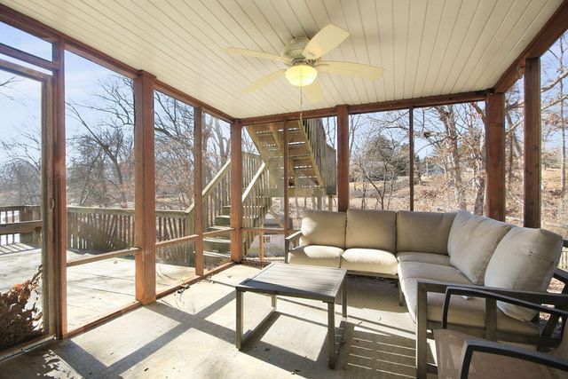 1901 PINELAWN DR, Columbia, MO 65202