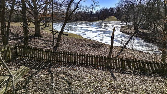 1901 PINELAWN DR, Columbia, MO 65202