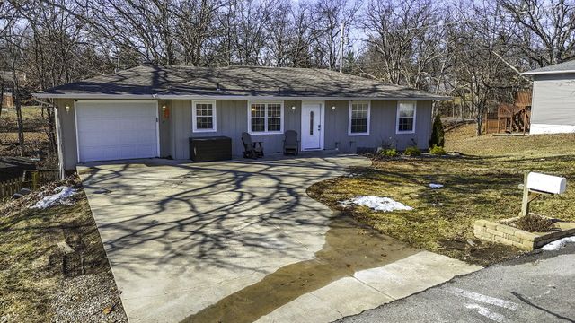 1901 PINELAWN DR, Columbia, MO 65202