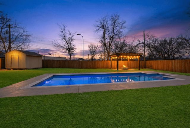 1606 Arlington Drive, Irving, TX 75061