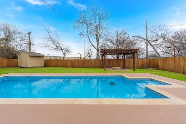 1606 Arlington Drive, Irving, TX 75061