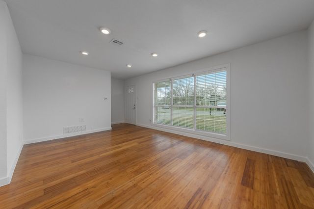 1606 Arlington Drive, Irving, TX 75061