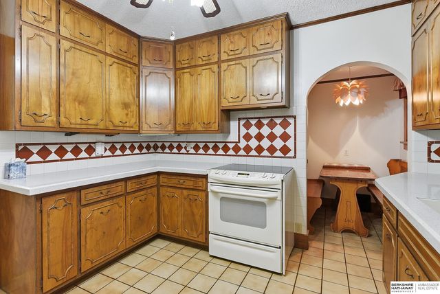 750 E 4th, Fremont, NE 68025