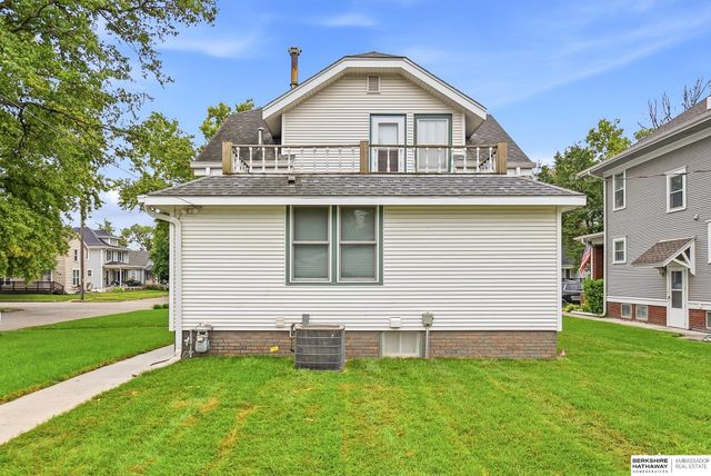 750 E 4th, Fremont, NE 68025