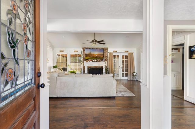 21203 Papoose Court, Crosby, TX 77532