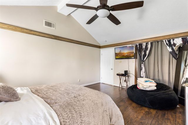 21203 Papoose Court, Crosby, TX 77532