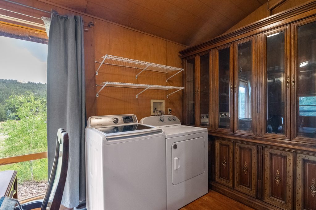 Image 21 of property listing at 19 CANOE Court, Jemez Springs, NM 87025