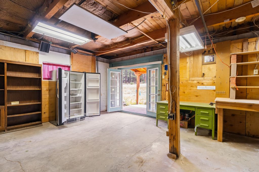 Image 42 of property listing at 19 CANOE Court, Jemez Springs, NM 87025