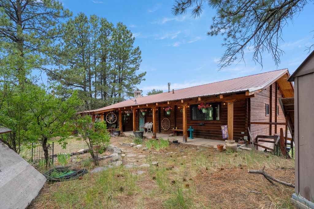 Image 44 of property listing at 19 CANOE Court, Jemez Springs, NM 87025