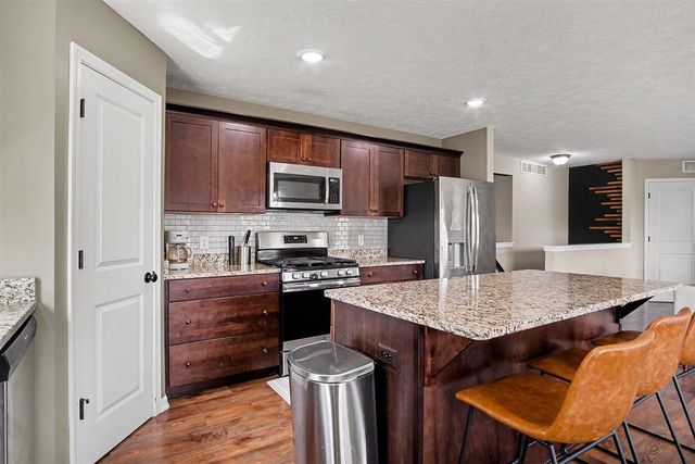 1112 Arbor Meadow Drive, Byron Center, MI 49315