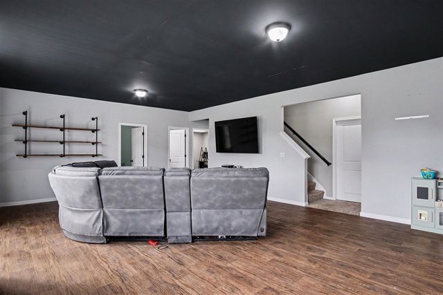 1112 Arbor Meadow Drive, Byron Center, MI 49315